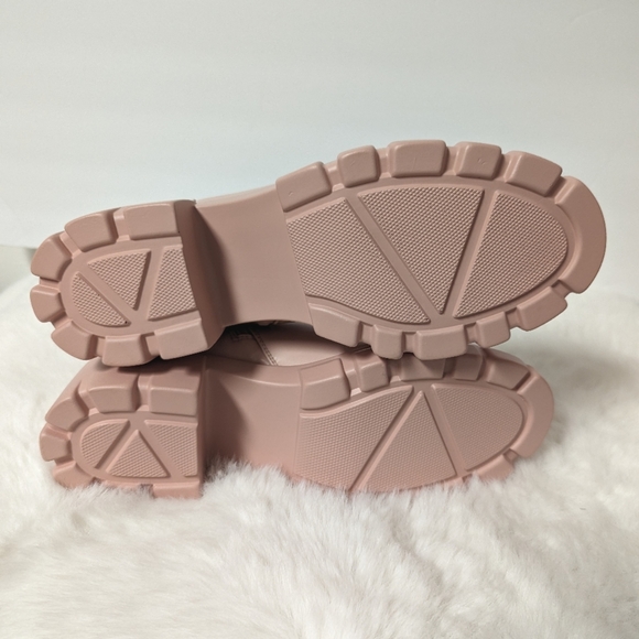 ShoeDazzle Women Size 9 Light Pink Lug Sole Side Zip Booties - Picture 11 of 11